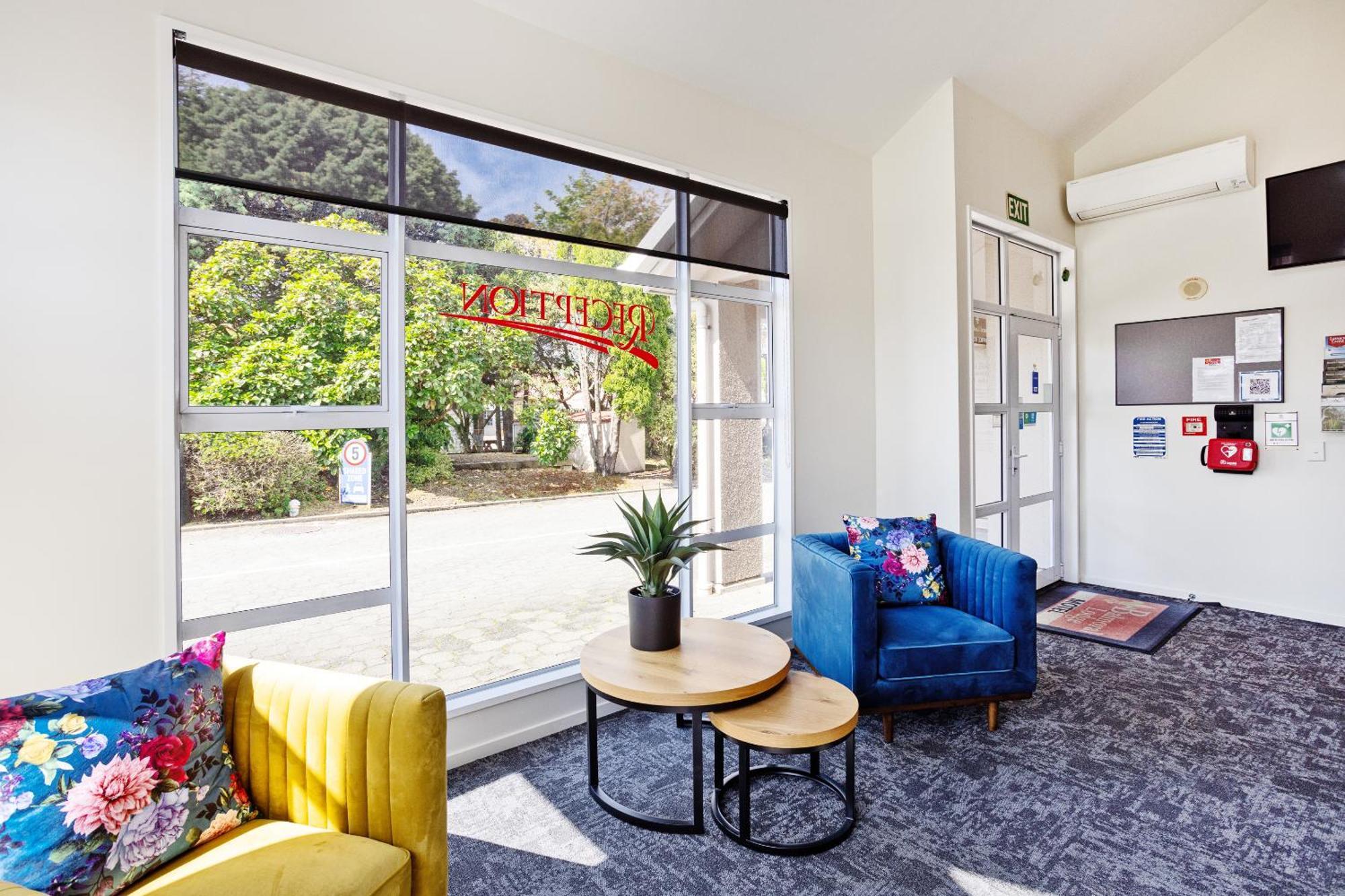 Balmoral Lodge Motel Invercargill Exterior photo
