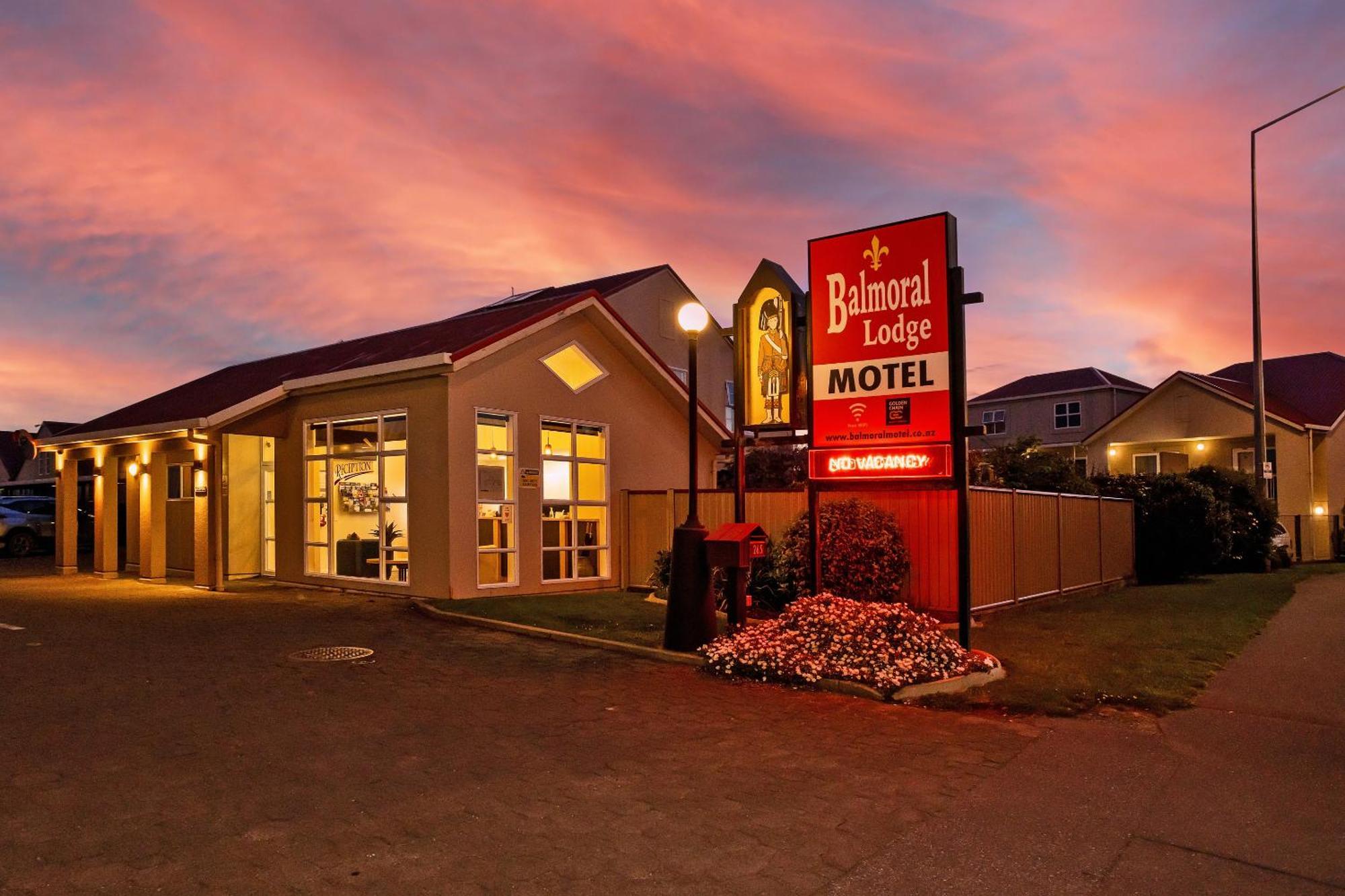 Balmoral Lodge Motel Invercargill Exterior photo