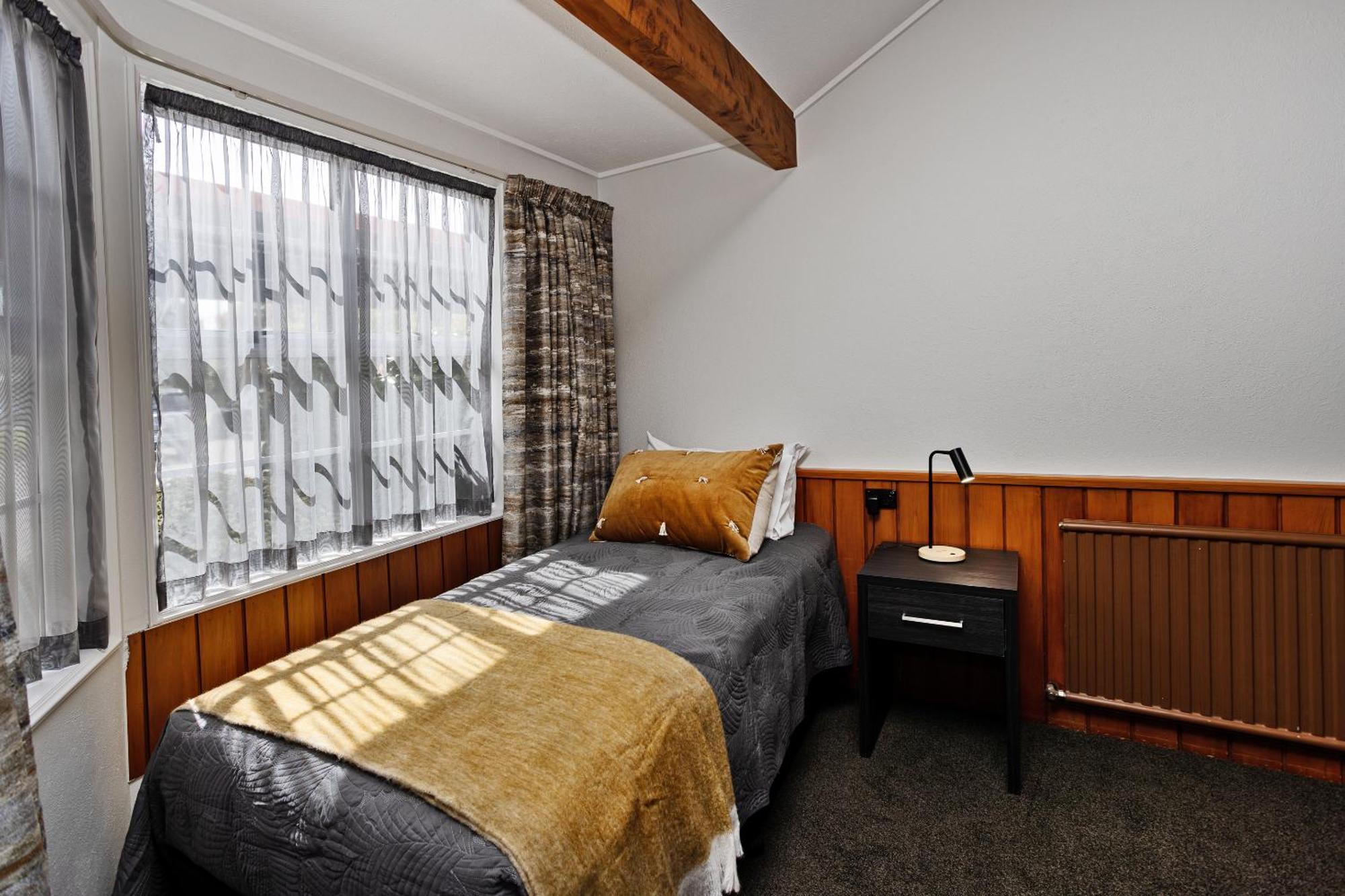 Balmoral Lodge Motel Invercargill Exterior photo