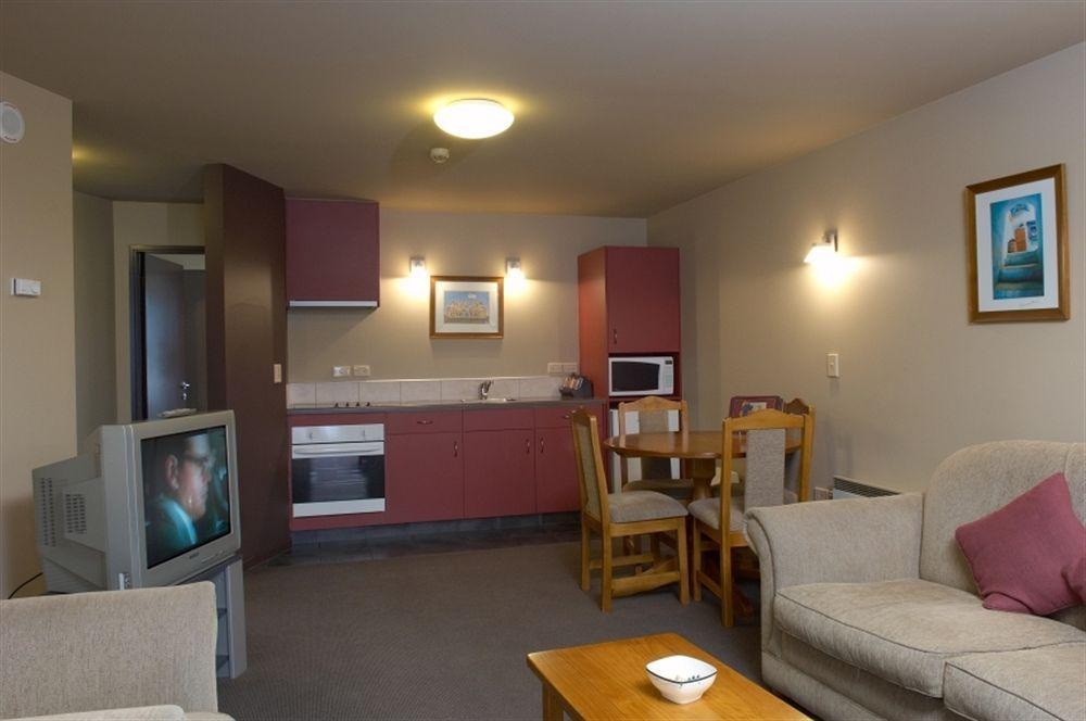 Balmoral Lodge Motel Invercargill Exterior photo